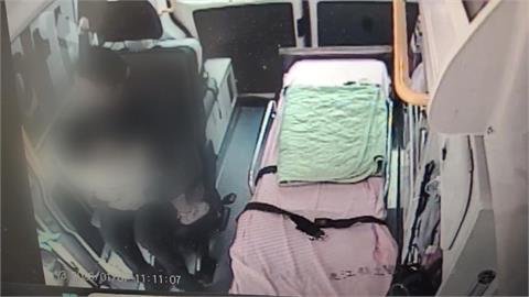 驚險畫面曝！ 彰化母女騎車遭撞 2歲女童險遭輾