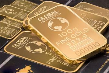 黃金暴跌3.1%創今年最大單月跌幅　專家分析兩原因