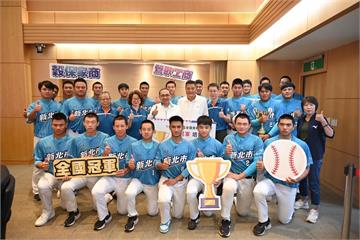 奪115年玉山盃冠軍 新北市創隊史首次「三級棒球大滿貫」
