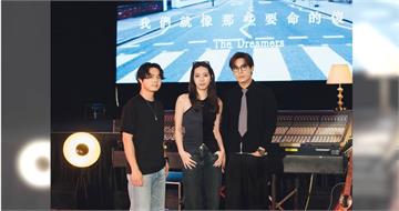 告五人赴英國錄音狀況不斷　雲安吐真心話：真的很崩潰
