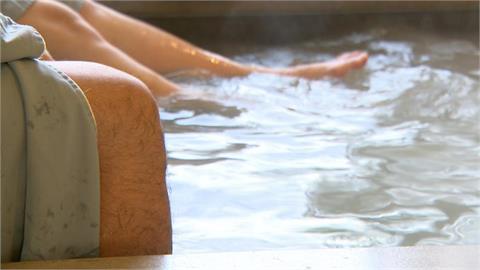 冬天泡湯暖身反增猝死風險？醫師揭這「5種行為」小心沒意識倒池邊！