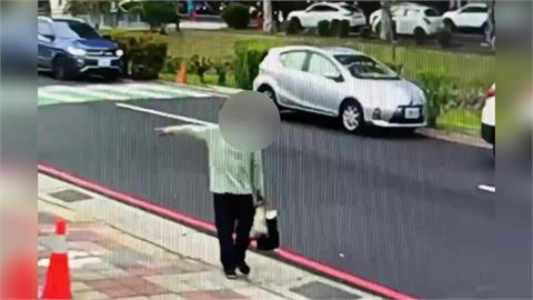 竹北男持菜刀國小周邊趴趴走　警循線逮捕帶回訊問「這樣說」