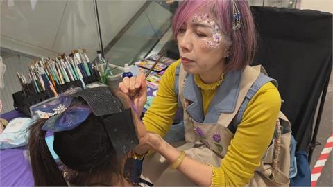 小朋友稚嫩臉龐成畫布　「面部彩繪師」化身快樂魔法師