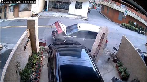 台中酒駕載３友衝撞民宅波及三輛汽機車　屋主傻眼：損失達２０萬元