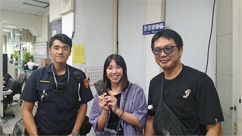 民視獨家! 日本遊客掉手機 員警靠"這一招"通知取回