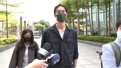 婚變案開庭！　粿粿、王子神隱　范姜彥豐全身黑出席
