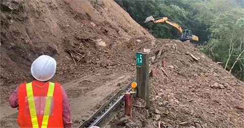 快新聞／宜蘭太平山聯外道路坍方　228人困山區陸續下山