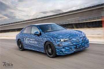 鎖定 Model 3 級距、導入 800V 架構，Mercedes-Benz 全新 C-Class 