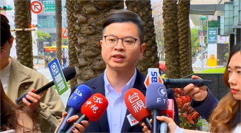 凌濤控急診壅塞卻嗨唱春酒　林靜儀怒批「政治操作」