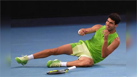 澳網(影)／鏖戰5盤首闖決賽！球王艾卡拉茲距離全滿貫只差最後一步