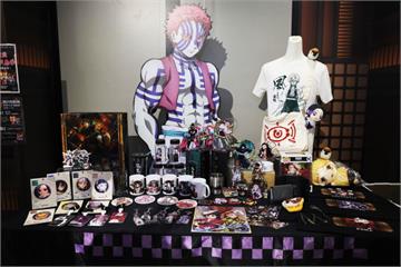 《鬼滅之刃》全篇章集結！劇場版「無限城篇」快閃店燃燒華山