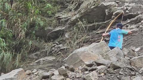快新聞／巴威豪雨成災！路基慘遭淘空　「2縣市」偏鄉14日停班課