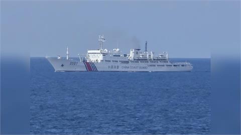 快新聞／中國海警闖東沙！台灣急派艦艇攔截　強勢驅離畫面曝光