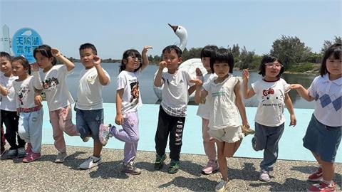 雲林天鵝湖嘉年華倒數 送百元鵝樂券、鵝料理免費吃