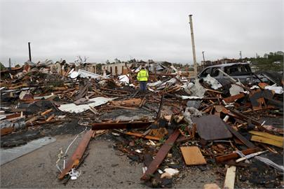 龍捲風橫掃奧克拉荷馬州「現場慘狀況曝」　至少4死包含1嬰兒