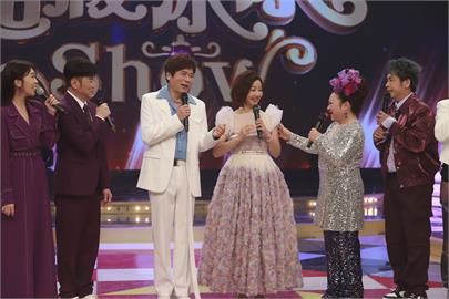《超級冰冰Show》世界台語歌王洪榮宏與愛妻張瀞云甜蜜合唱！當年婉拒邀約被砍四刀