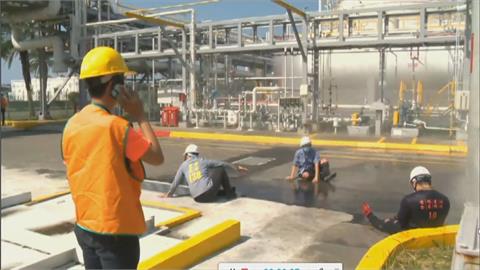 六輕「無腳本」毒災演習　斷腿昏迷意外現場超逼真