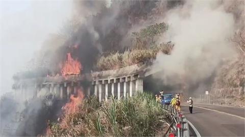 快新聞／阿里山森林大火延燒「林務局員工遭落石砸傷」 花季疏運接駁取消