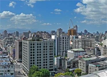 關稅風暴變數高  台廠回流受惠轉單效應 賴正鎰：不動產業看好商辦需求