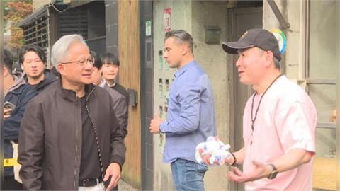 快新聞／黃仁勳來台首站先剪髮！髮廊老闆送兔子公仔盼帶來好運