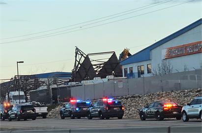 快新聞／驚！美愛達荷州機場機庫坍塌3死9傷　消防局長：災難性事故