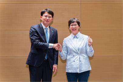 快新聞／偷臭黃國昌？赴高雄參加第二場政見會　蔡壁如突喊：歡迎陳椒華