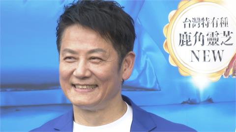 64歲徐乃麟展滿滿活力　西門町與民眾互動玩遊戲