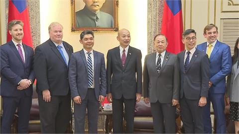 快新聞／藍綠白三黨拍板「總預算加速審查」　行政院限期提出軍公教保障方案