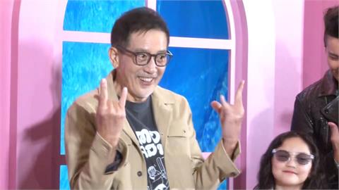 金馬影帝秦漢出席時尚趴! 首度三代同堂偕孫國豪.孫女走秀