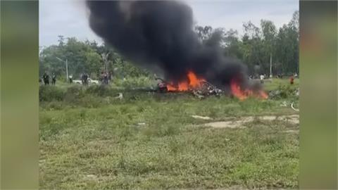 泰國警用直升機巴蜀府地區墜毀　3人死亡1人跳傘生還