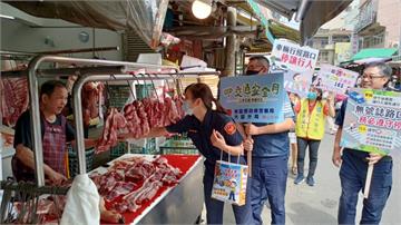 大園警響應「交通安全月」 前往市場加強宣導