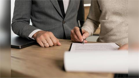 台電等國營事業新進職員甄試　起薪4.6萬元