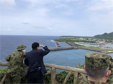 快新聞／美日峰會重視台海情勢 日防衛大臣站上與那國島遙望台灣