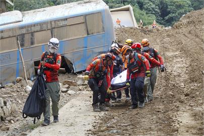 菲律賓南部土石流已11死、110失蹤　逾1166戶被撤離家園