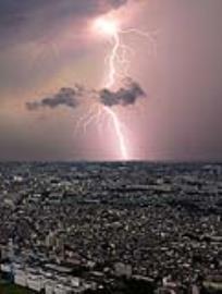 氣候異常！日本關東雷雨大增　7月東京「落雷次數」多5倍
