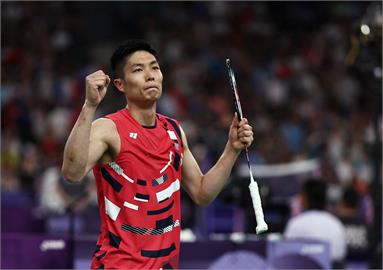 羽球／天哥太犀利！周天成直落二擊敗陸光祖　日本賽16強上演台灣內戰