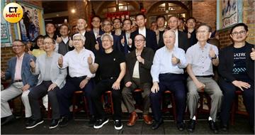 黃仁勳的AI兆元宴來了！　能坐第一排的是「這些大咖」