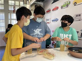 桃園教育局推動多元教育計畫　職探中心助學子探索未來