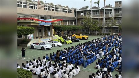 超狂開學典禮! 彰化老董學長"上億超跑"開進校園