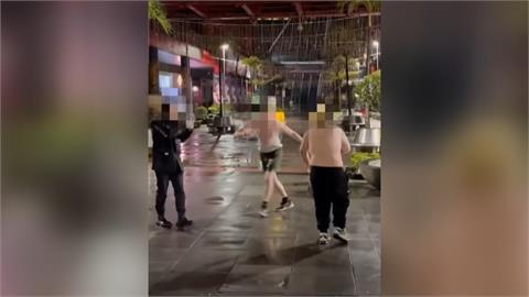 不冷嗎？北市兩男子「打赤膊」對峙　警制止才知是朋友打鬧拍片