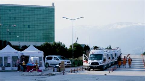 CNN醫療記者前進土耳其災區　野戰醫院全紀錄