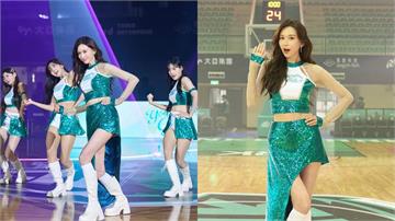 林志玲變身啦啦隊女孩！球場熱舞大秀驚人美腿 嗨喊：姐姐很會加油