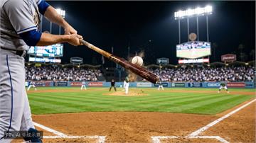 MLB／米契爾單場4安猛打賞！關鍵三壘安打率釀酒人擊退紅人
