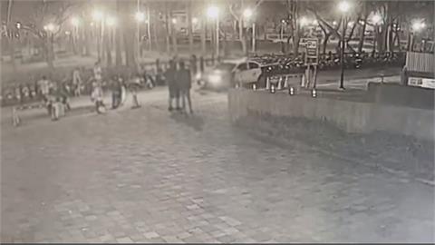 狂巴頭又腳踹！　6人深夜群聚鬥毆遭警開罰