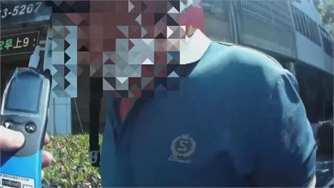 資深警違規被抓惱羞! "騎車怒輾同僚腳"記大過列汰除