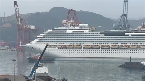 "歌詩達沙倫娜號"郵輪故障滯留那霸 旅客組自救會抗議