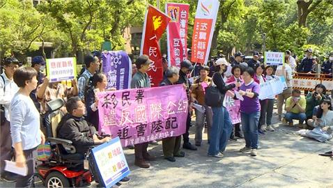 快新聞／亞亞記者會出現「乞丐趕廟公」標語　議員傻眼：你在說什麼鬼話？誰乞丐呀