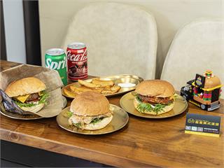 鳳山美式漢堡"星"勢力！食材醬料完美混搭 特色用料大飽口福！
