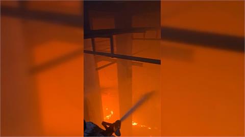 窯爐故障! 台玻台中廠上千噸玻璃膏如岩漿般外洩 高溫達1400度