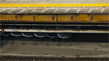 月台下擺放數張藍色座椅？網笑喊「朱自清爸爸的休息區」　台鐵親回應